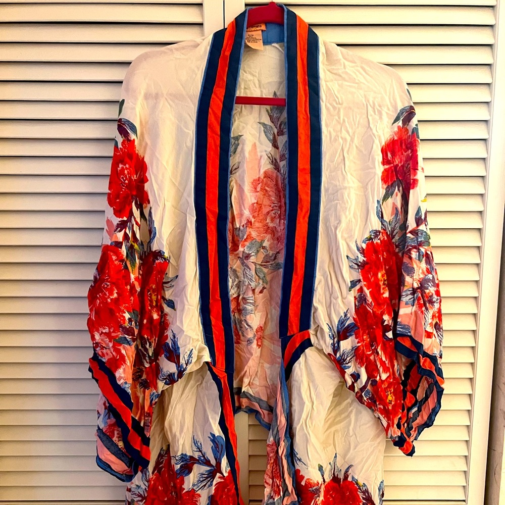 Woman’s kimono EUC bnwot